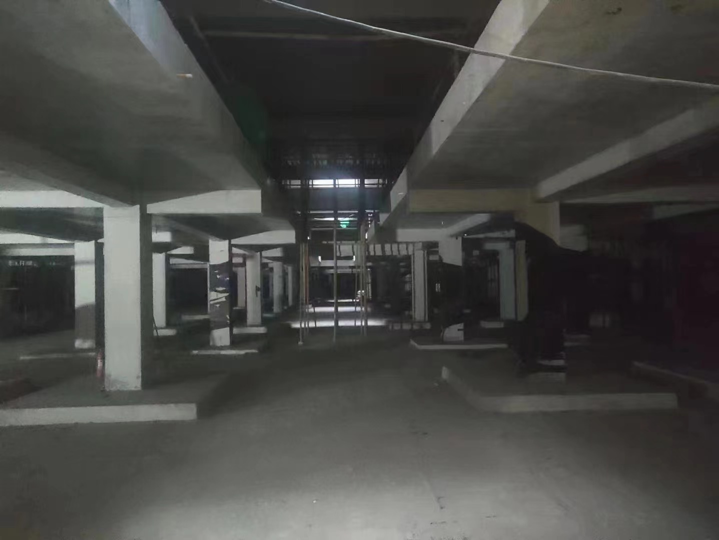 镇江山东又一个上海博普LOFT车库拔地而起